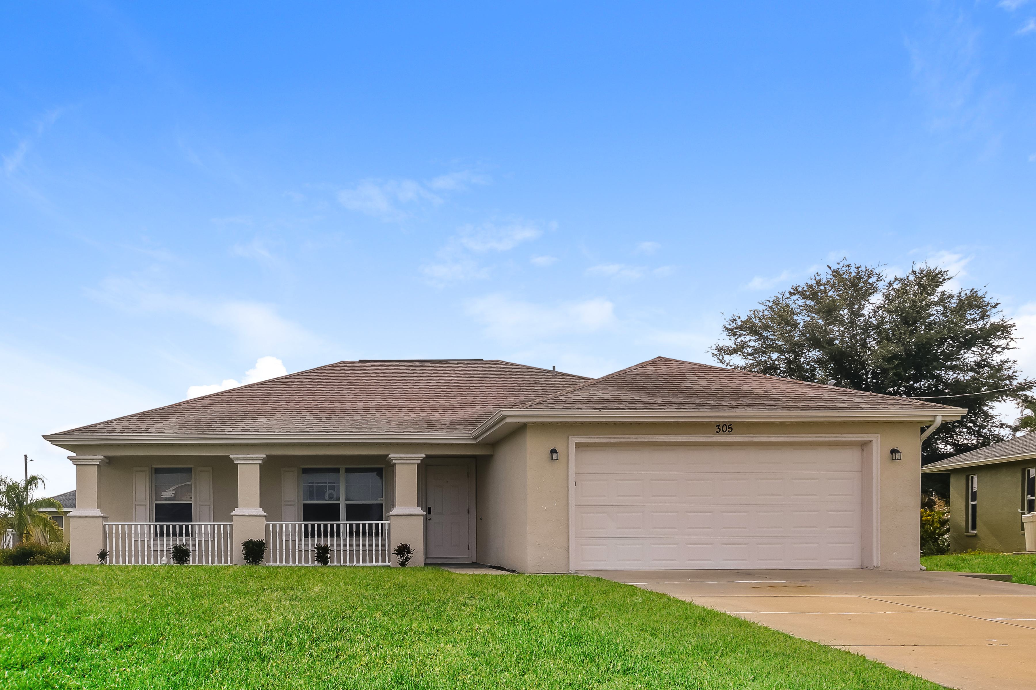 305 NW 25th Ave Cape Coral, FL 33993